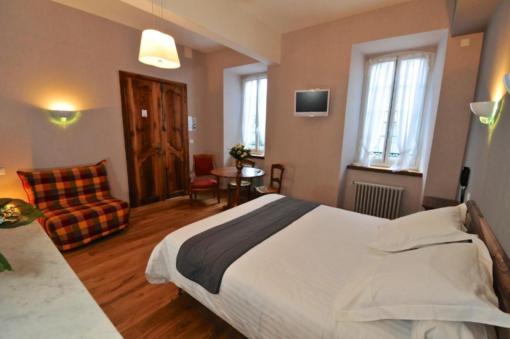 Hotel La Montagne Fleurie Бареж Екстер'єр фото